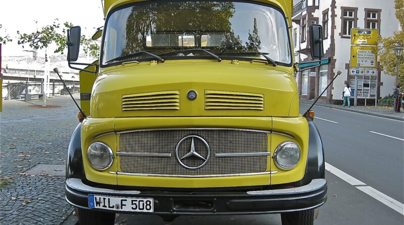 mercedes benz L-Series